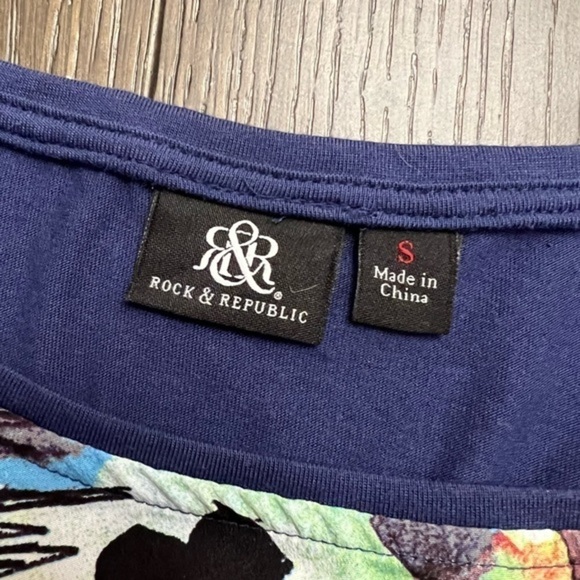 Rock & Republic Colorful Cheetah Top - Picture 14 of 14